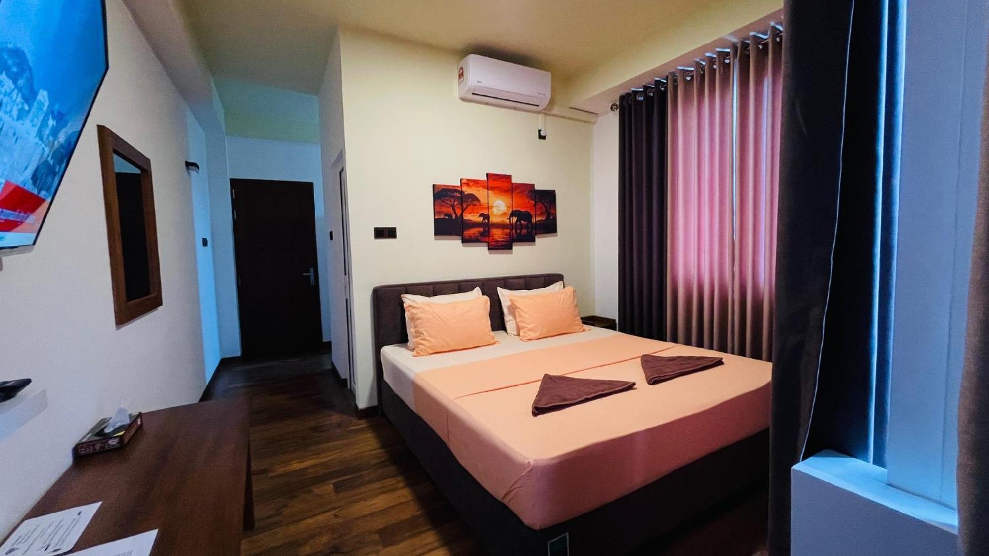 Sun Dove Suite Kandy Exterior photo