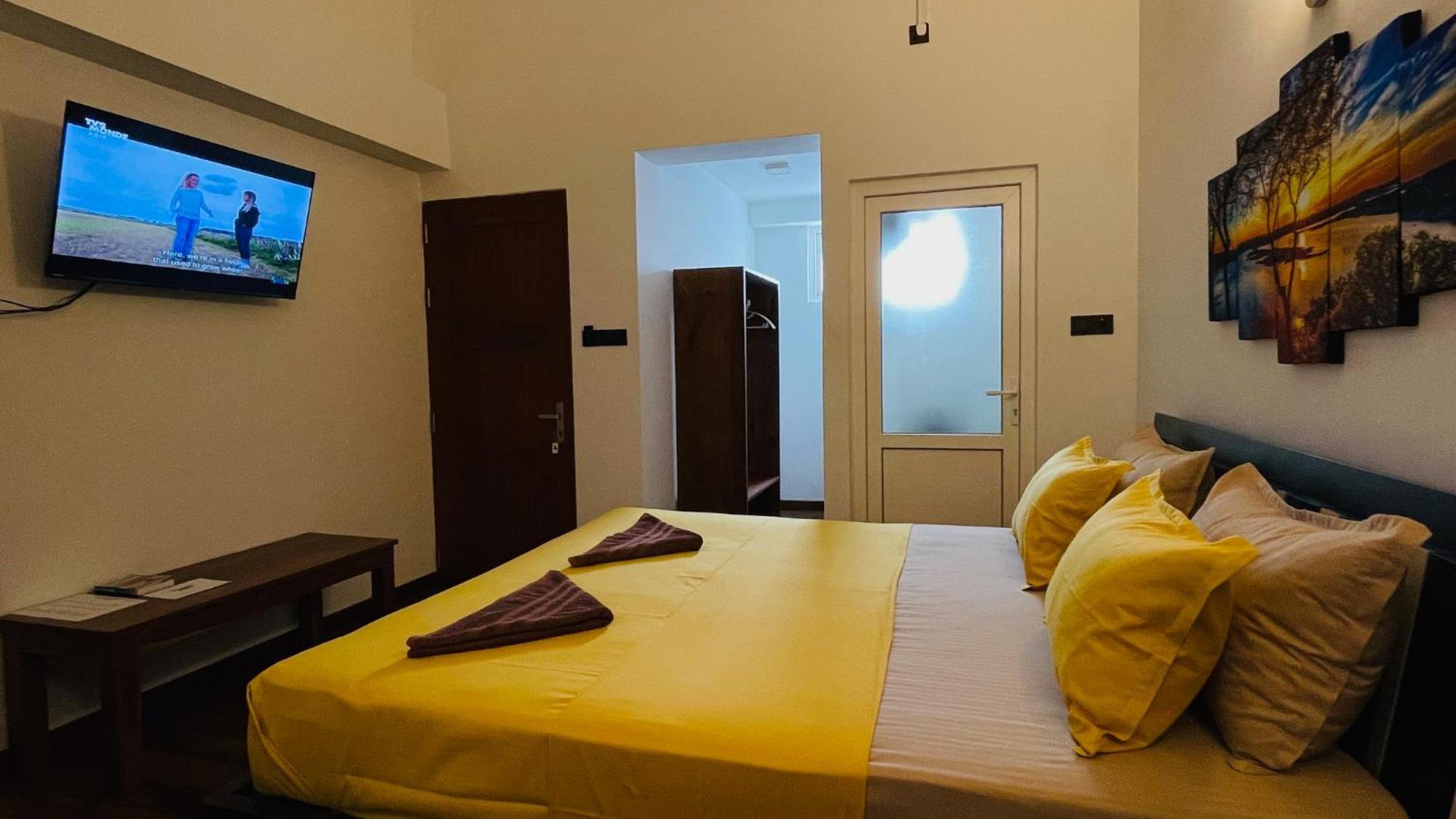 Sun Dove Suite Kandy Exterior photo